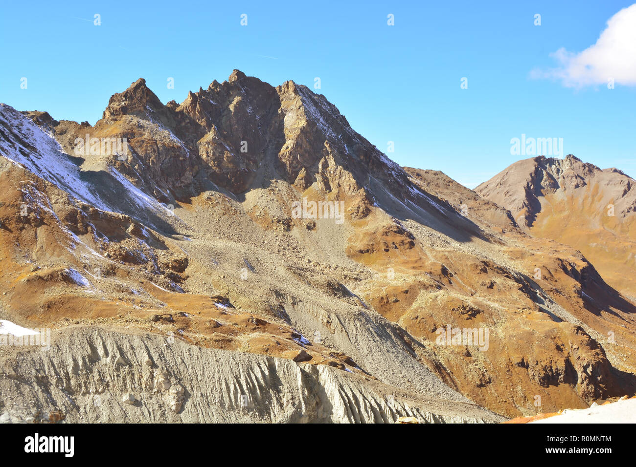 Die Couronne de Breona oberhalb der Moiry Gletscher im Val d'Anniviers in den südlichen Schweizer Alpen oberhalb Grimentz Stockfoto