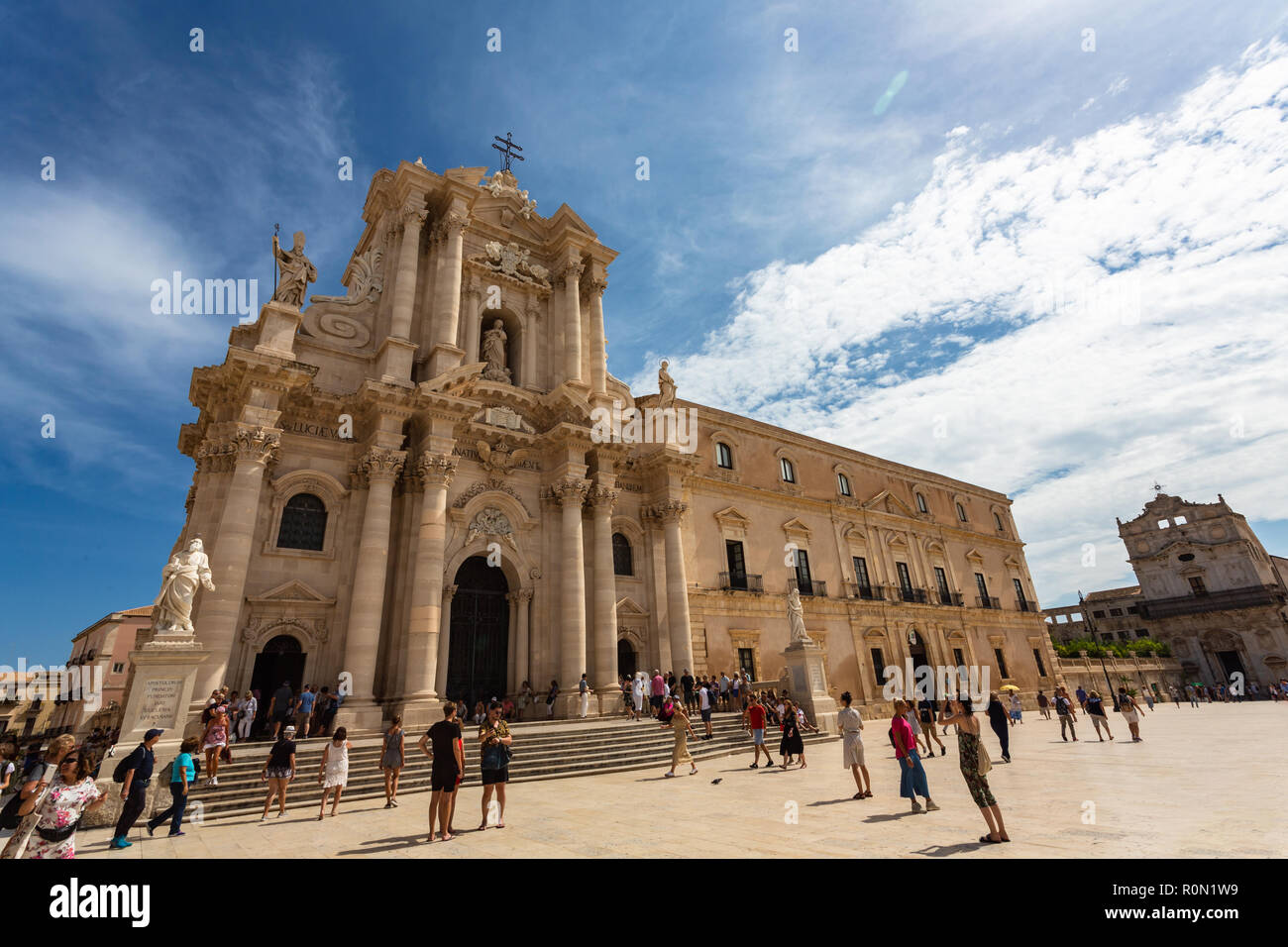 Syrakus, Italien - 20 September, 2018: Die Kathedrale von Syrakus in Ortigia. Kleine Insel, die das historische Zentrum der Stadt Syrakus, Sizilien. Ich Stockfoto