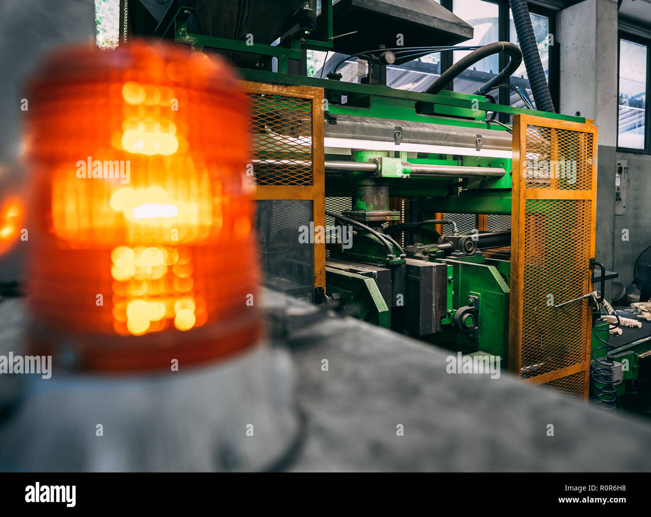 Einige Komponenten auf eine Rolle in der Industrie ist meine Familie Stockfoto