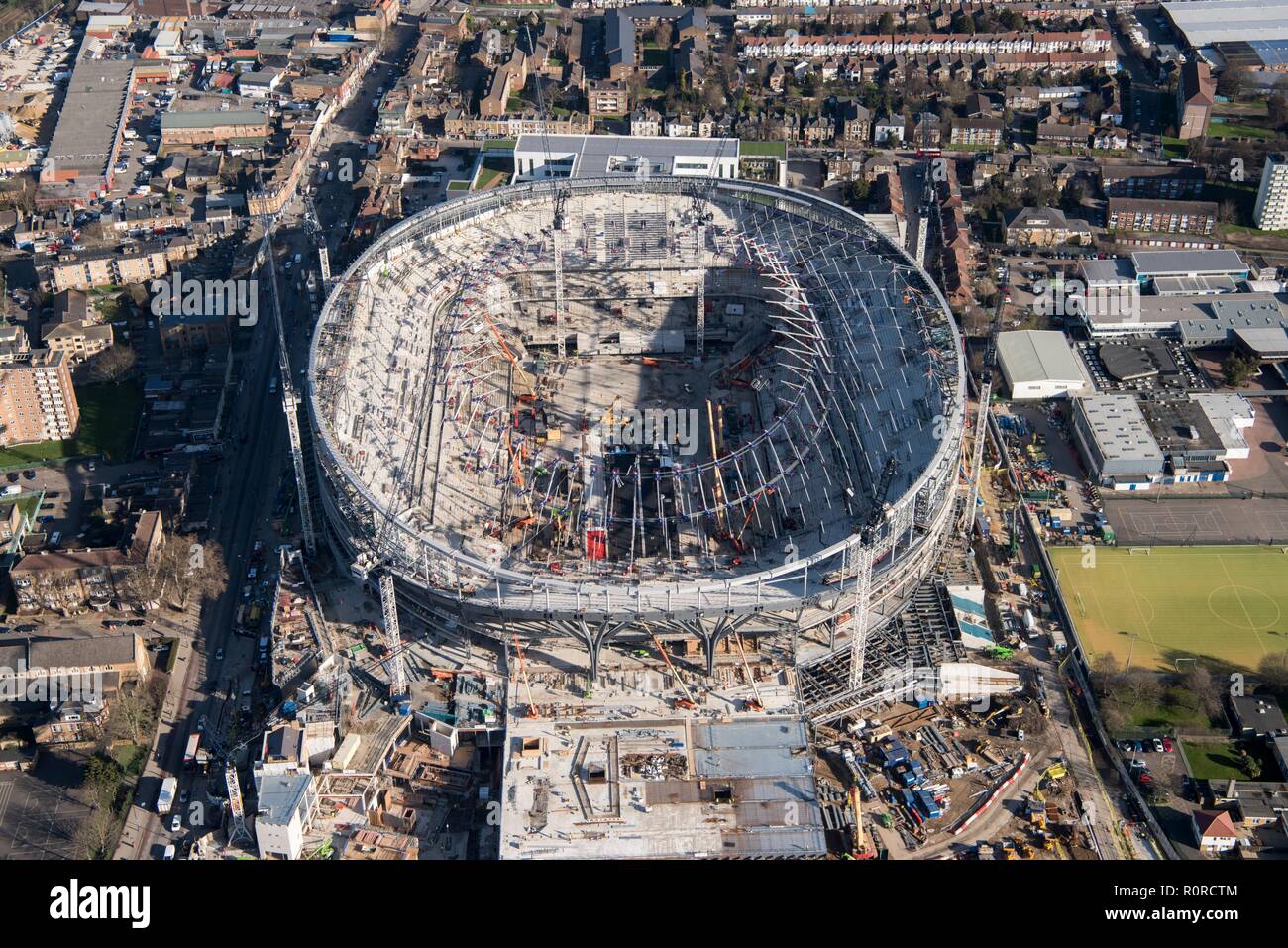 Neue Tottenham Hotspur FC Stadion im Bau, White Hart Lane, Tottenham, London, 2018. Schöpfer: Historisches England Fotograf. Stockfoto