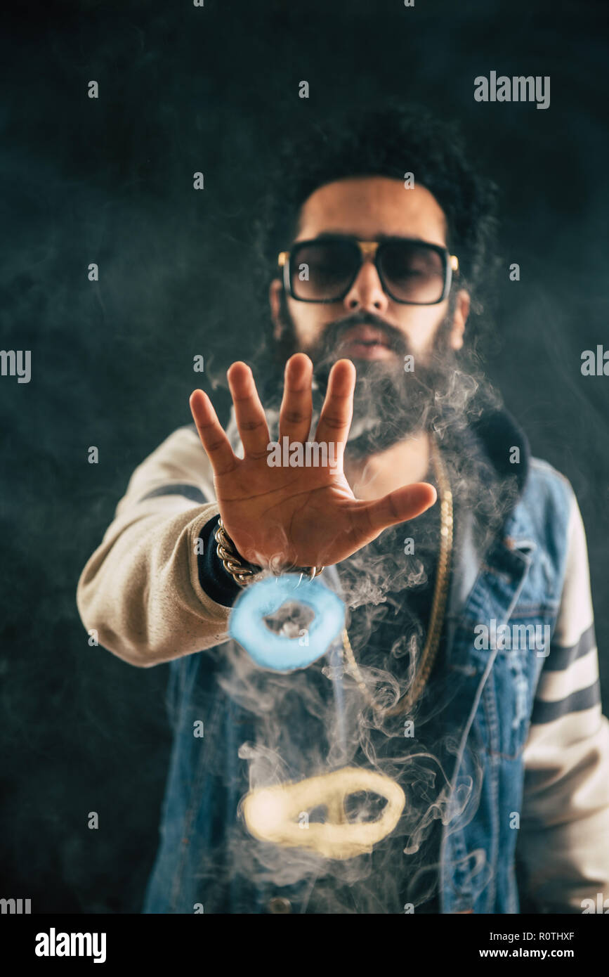 Vape Tricks Stockfotos und bilder Kaufen Alamy