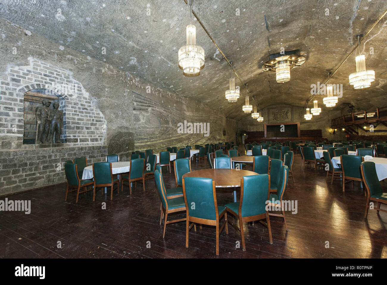 Restaurant im Inneren des Salzbergwerk Wieliczka. Die Mine ist derzeit eines von Polens offizielle nationale historische Denkmäler, deren Attraktionen gehören tun Stockfoto