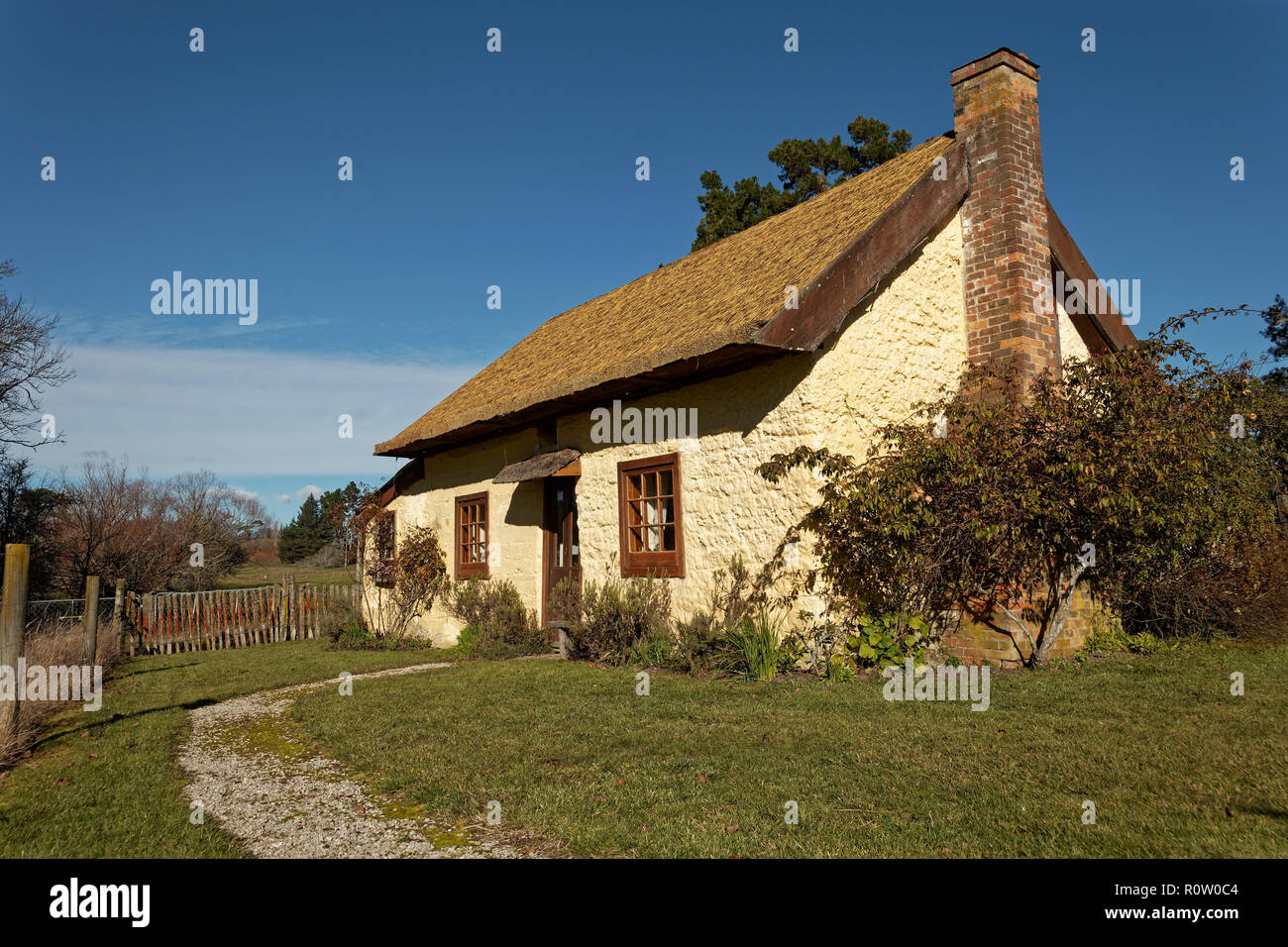 Somerset Farm Siedler Cottage, dickwandige sod-Haus, in den Moutere, Neuseeland Stockfoto
