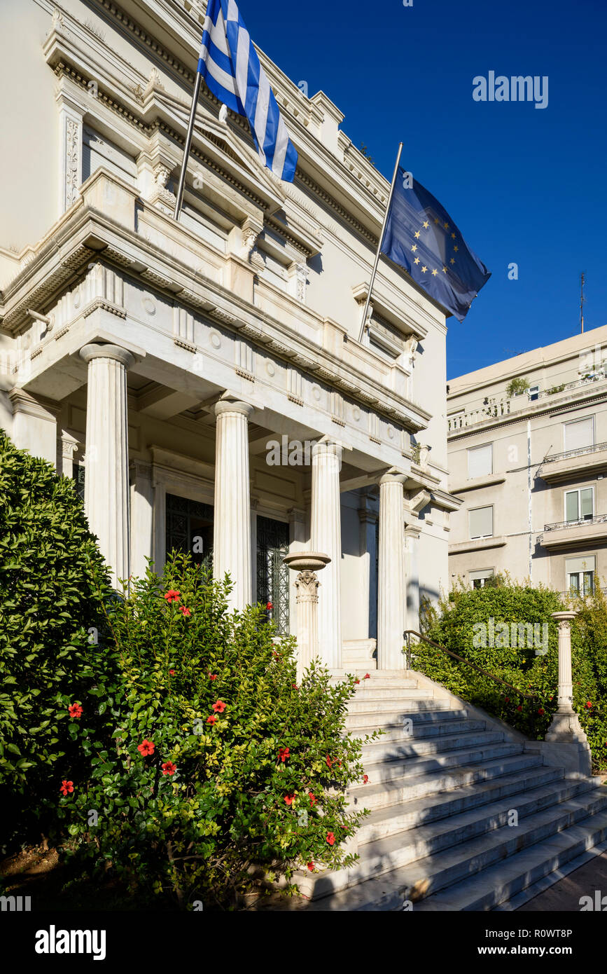 Athen. Griechenland. Außenansicht der Haupteingang des Benaki Museum der griechischen Kultur, 1 Koumbari Straße. Stockfoto