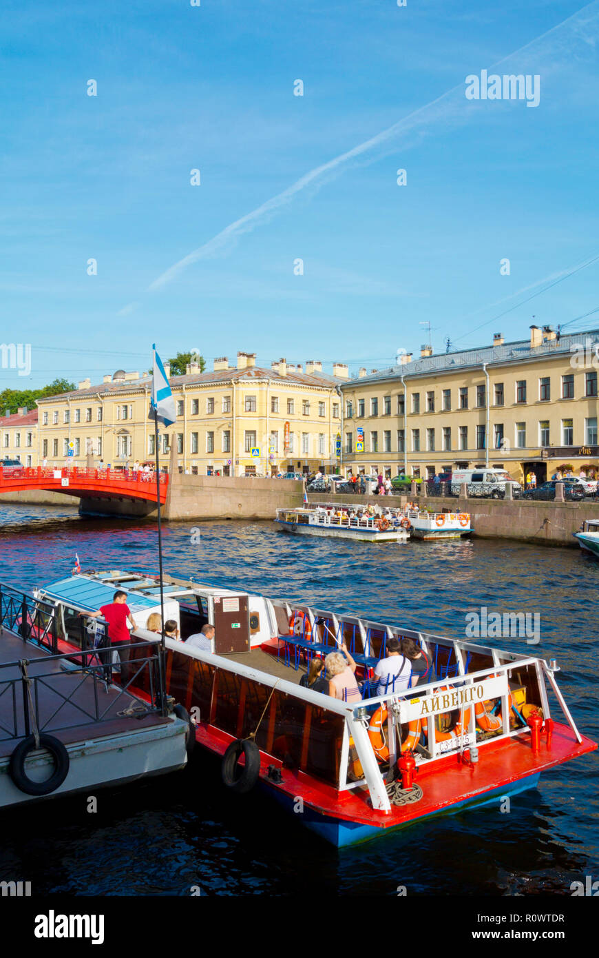 Tour boot Pier, an der Roten Brücke, moyka River, Saint Petersburg, Russland Stockfoto