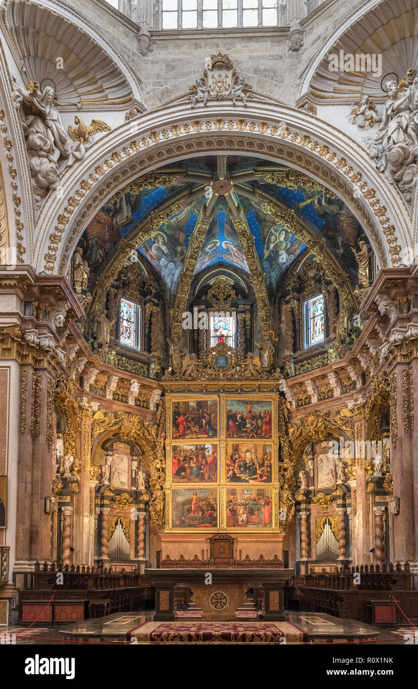 Die Kathedrale von Valencia, Spanien. Hochaltar der Metropolitan Cathedral-Basilica der Himmelfahrt Mariens von Valencia, Valencia, Spanien Stockfoto