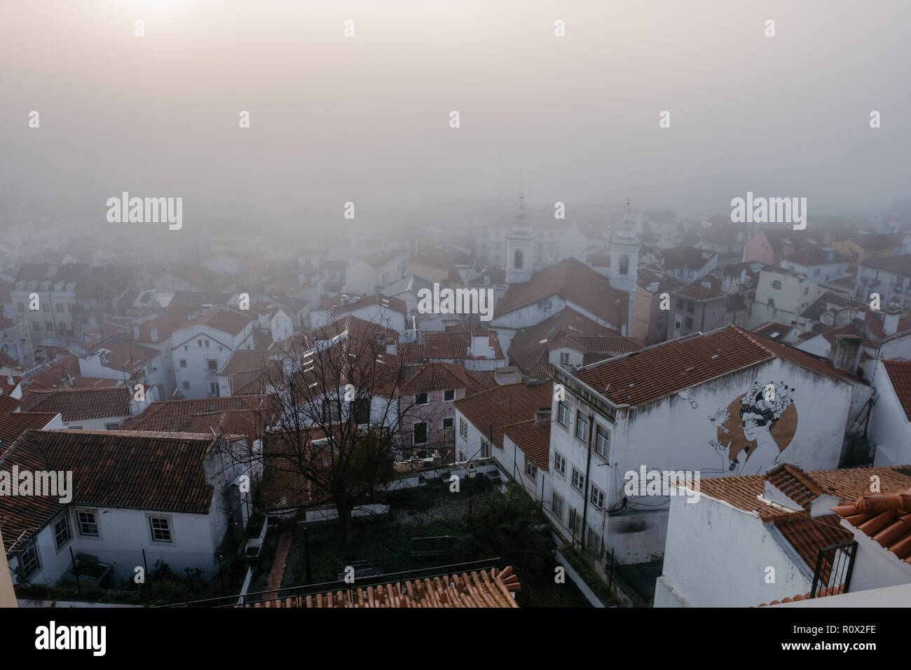 Am frühen Morgen Blick vom Aussichtspunkt in Lissabon. Portugal Stockfoto