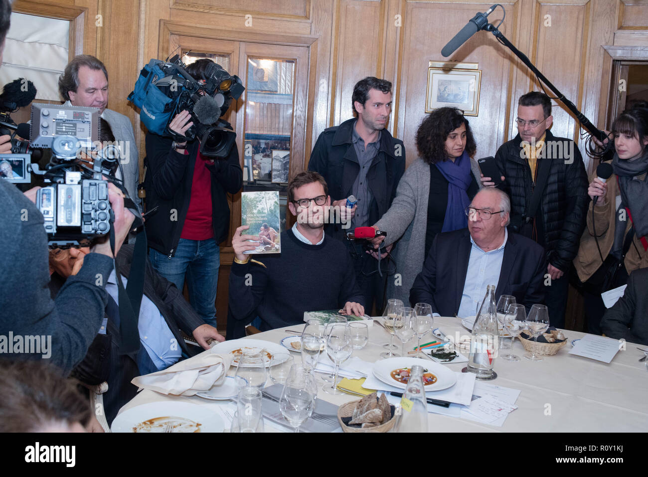 Der Goncourt 2018 Preis für Nicolas Mathieu und ihren Kindern nach ihnen" (Actes Sud). Stockfoto