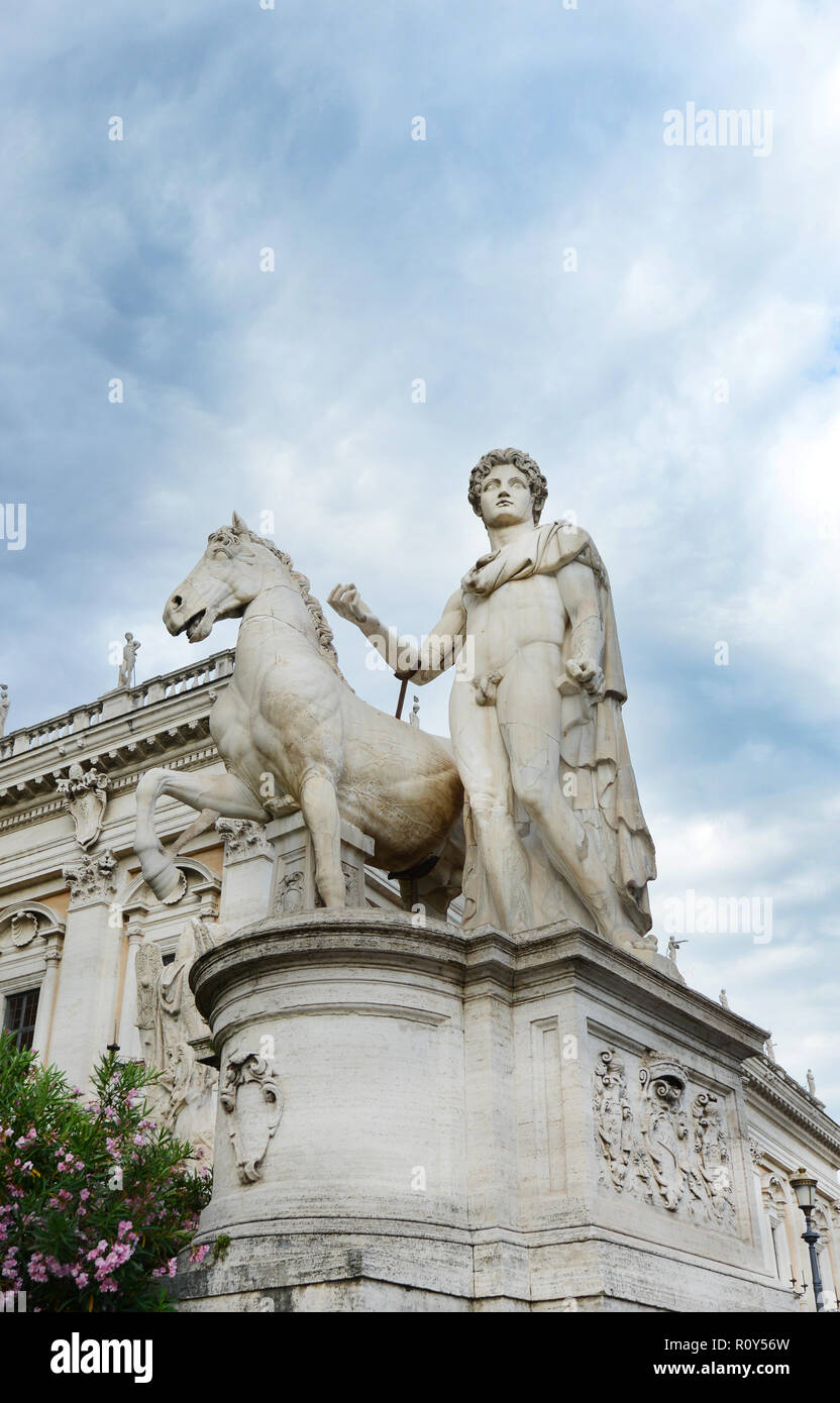 Statue von Dioscuri, Treppe Cordonata, Kapitol, Rom. Stockfoto