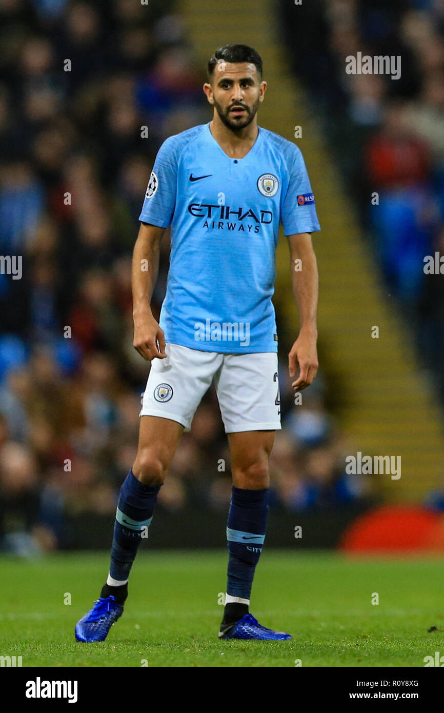 London, Großbritannien. 7. Nov 2018. 7. November 2018, das Etihad Stadium, London, England, UEFA Champions League, Manchester City v Shakhtar Donetsk; Riyad Mahrez (26) von Manchester City Credit: Aktuelles Bilder/Alamy leben Nachrichten Stockfoto