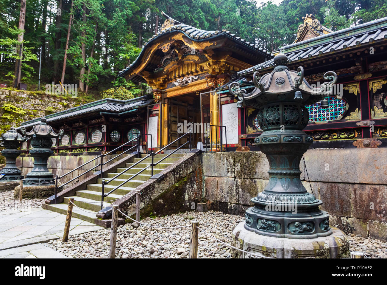 Taiyuin Tempel in Nikko Weltkulturerbe im Herbst, Japan. Stockfoto