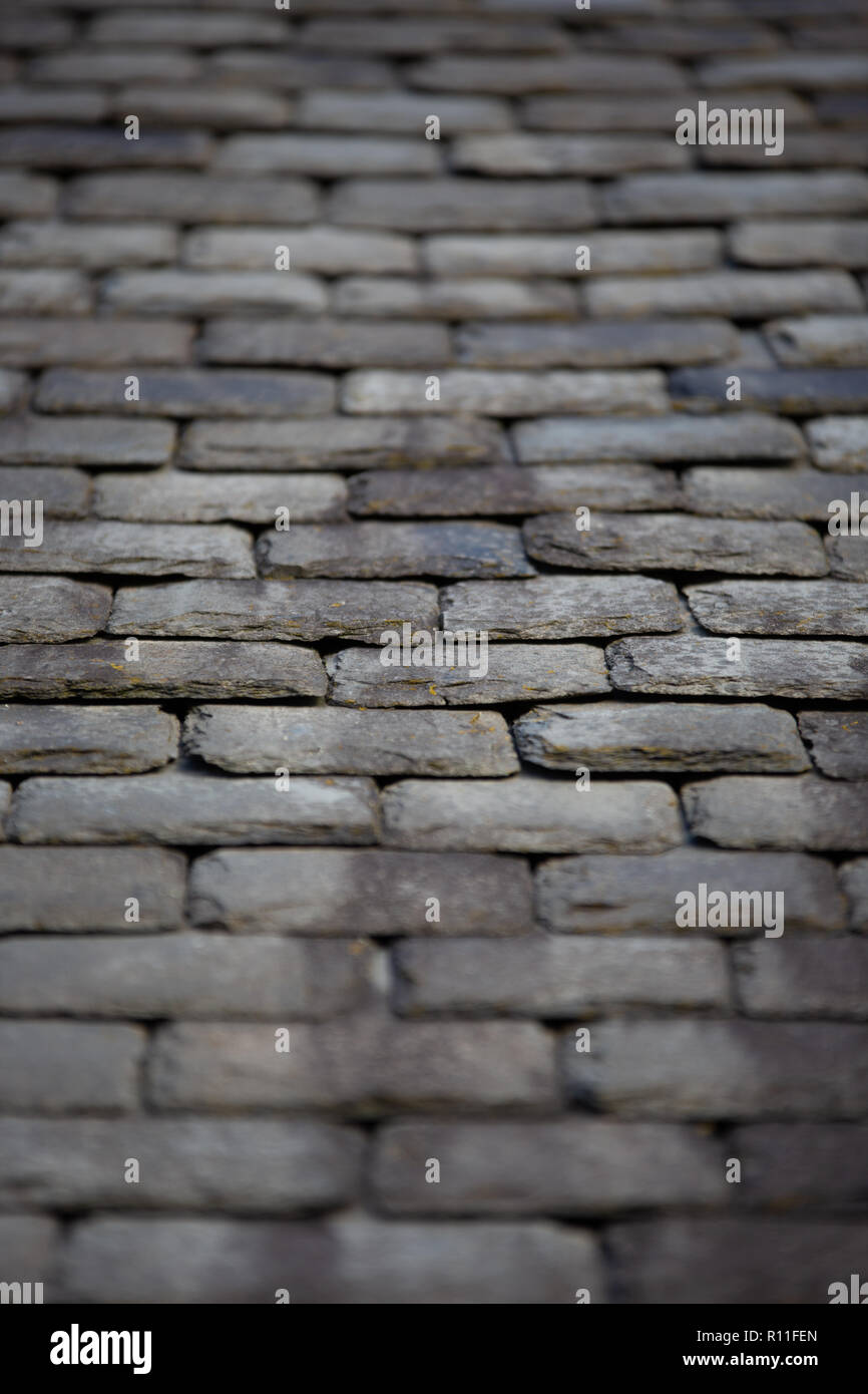 Dachziegel aufgereiht als Muster Stockfoto