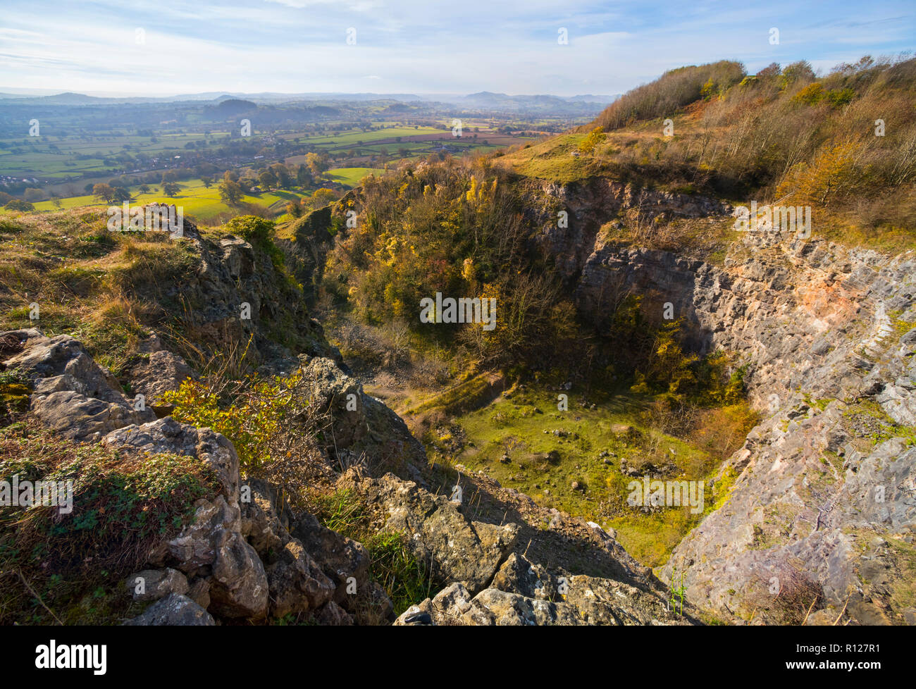 Llanymynech Rocks Nature Reserve, auf der englisch-walisischen Grenze, in der Nähe von Telford. Stockfoto
