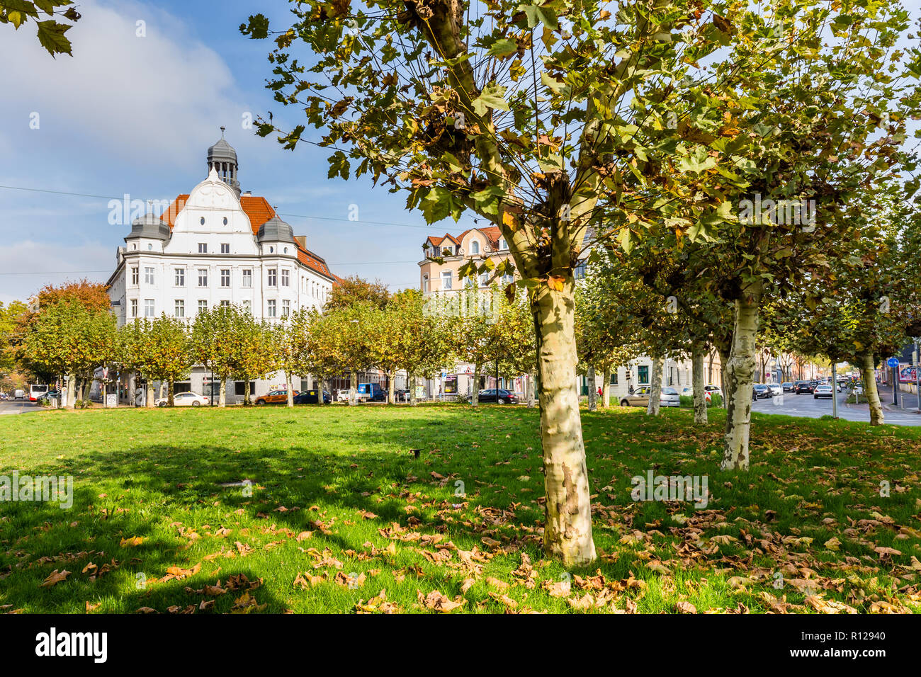 Dortmund, Nordrhein-Westfalen, Deutschland - 19. Oktober 2018: Innstadt-Nord Borsigplatz in Dortmund Deutschland. ist bekannt als der Geburtsort von Borussia Dortmund. Stockfoto