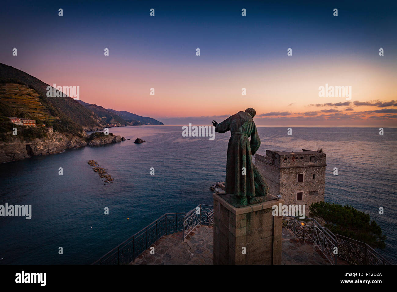 Statue des heiligen Franz von Assisi, Monterosso, Cinque Terre, Ligurien, Italien Stockfoto