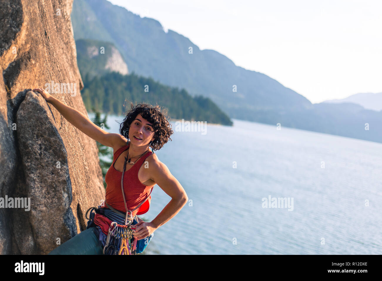 Frau Klettern, Malamute, Squamish, Kanada Stockfoto