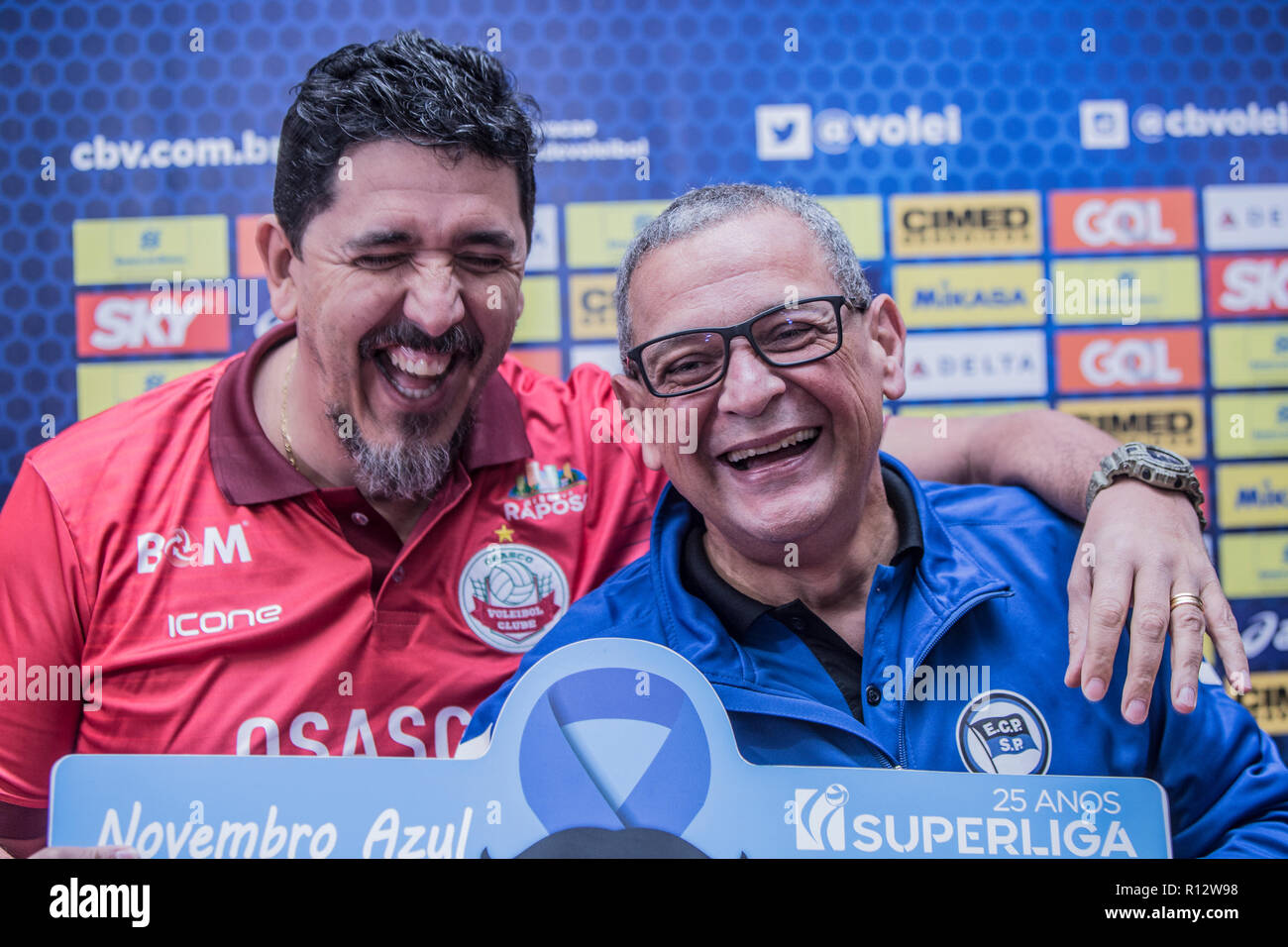 SÃO PAULO, SP - 08.11.2018: SUPERLIGA FEMININA 18/19 DE VÔLEI - Start der CIMED Superliga Frauen 's Volleyball, Saison 18/19 mit der Teilnahme von Aths, Trainer die AES- und die Vertreter der Vereine, die heute erfolgte, 8. November 2018 in São Paulo. (Foto: Van Campos/Fotoarena) Stockfoto