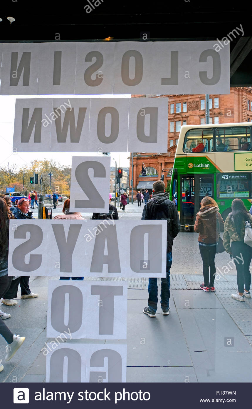 Edinburgh, Vereinigtes Königreich. 9. November 2018. House of Fraser Kaufhaus Schließung Verkauf 50 % Rabatt auf alles. Einsendeschluss für Shop 10. November 2018. Quelle: Craig Brown/Alamy Leben Nachrichten. Stockfoto