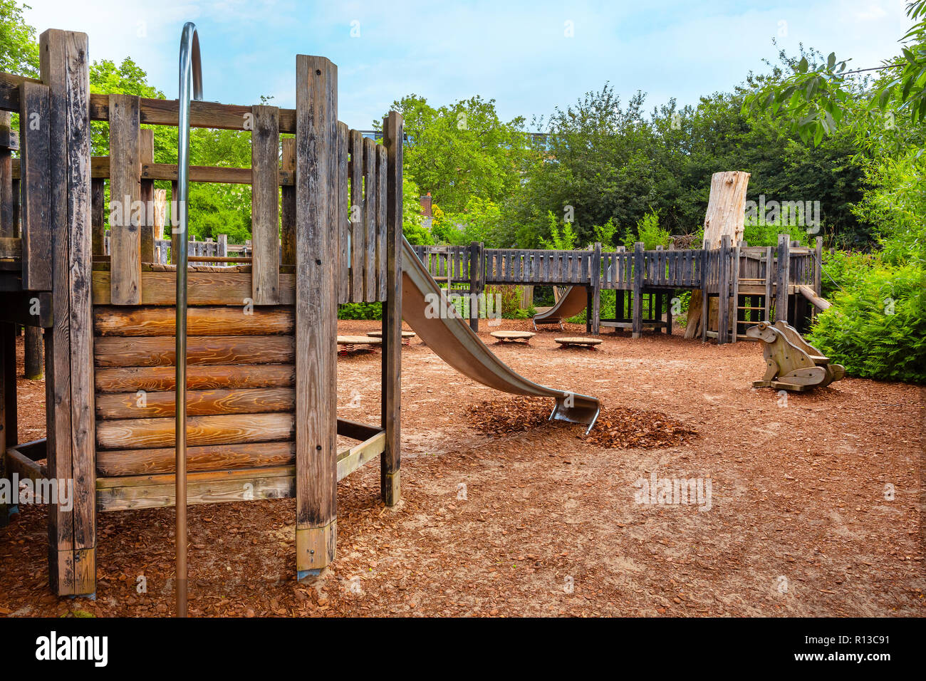 London, UK, 23. Mai 2018: Die Diana, Princess of Wales Memorial Playground ist ein Denkmal für Diana, Prinzessin von Wales neben dem breiten Spaziergang von Ken Stockfoto