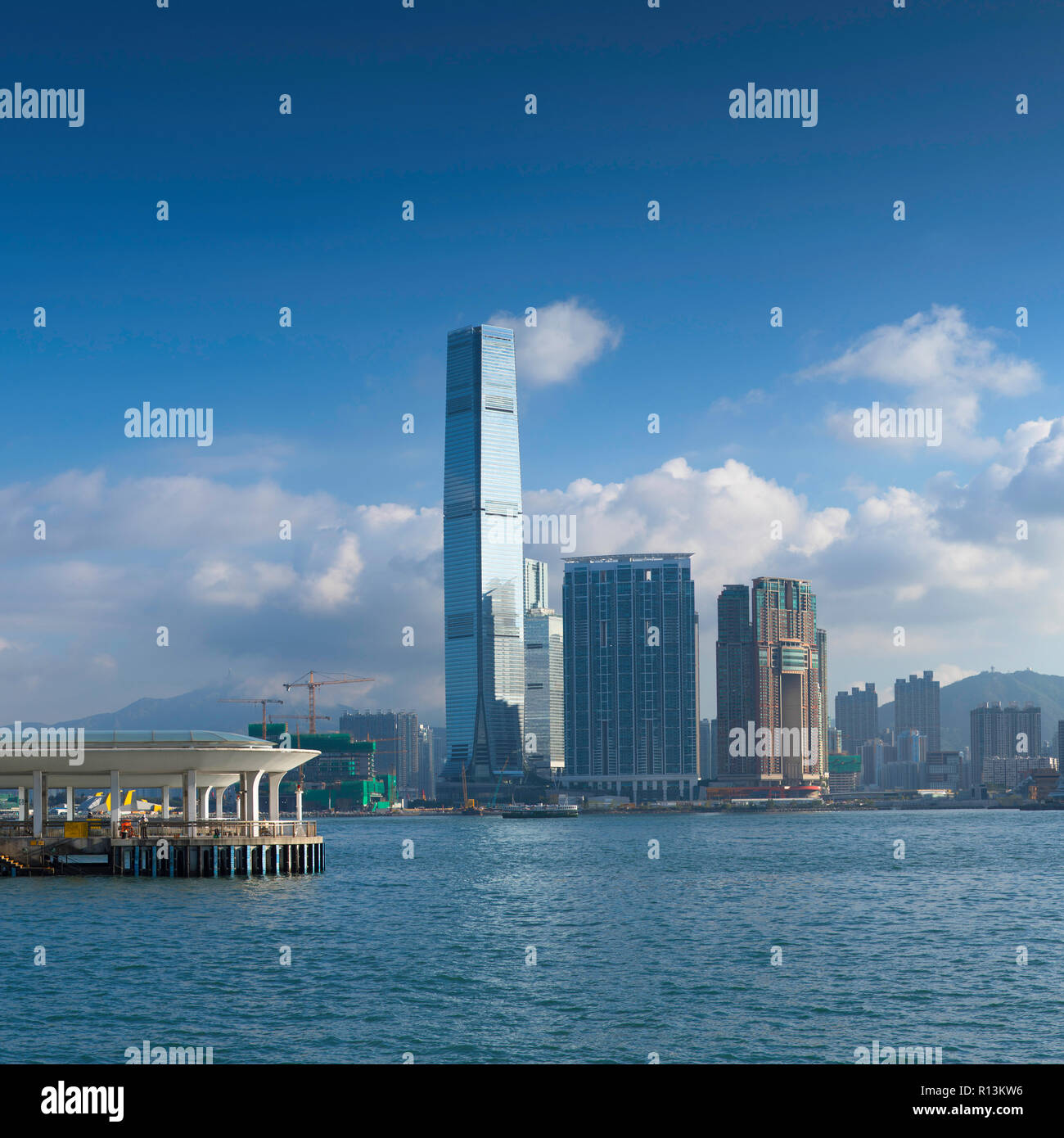 Skyline von Tsim Sha Tsui, Kowloon, Hong Kong Stockfoto