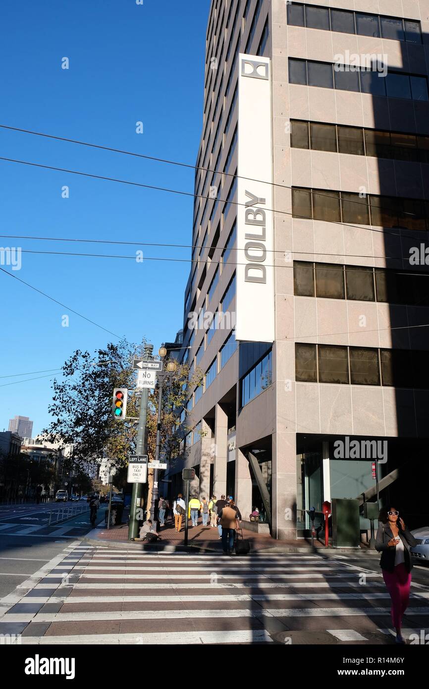 Dolby Laboratories Hauptsitz auf der Market Street in San Francisco, Kalifornien, USA. Stockfoto