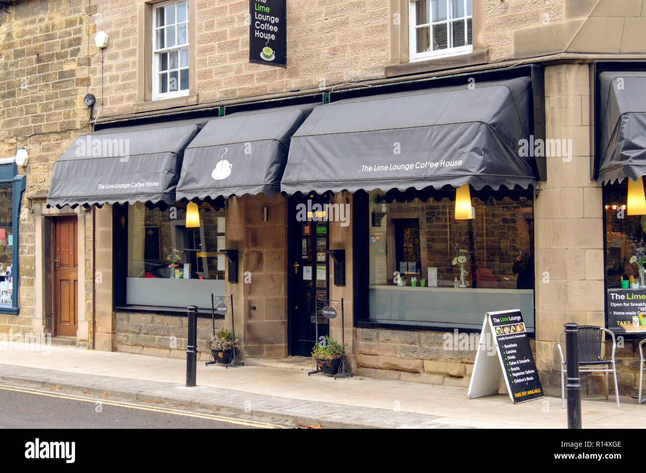 Bakewell, eine Stadt in der Grafschaft Derbyshire Dales, Derbyshire, England Großbritannien Die Lime Lounge Coffee House Stockfoto