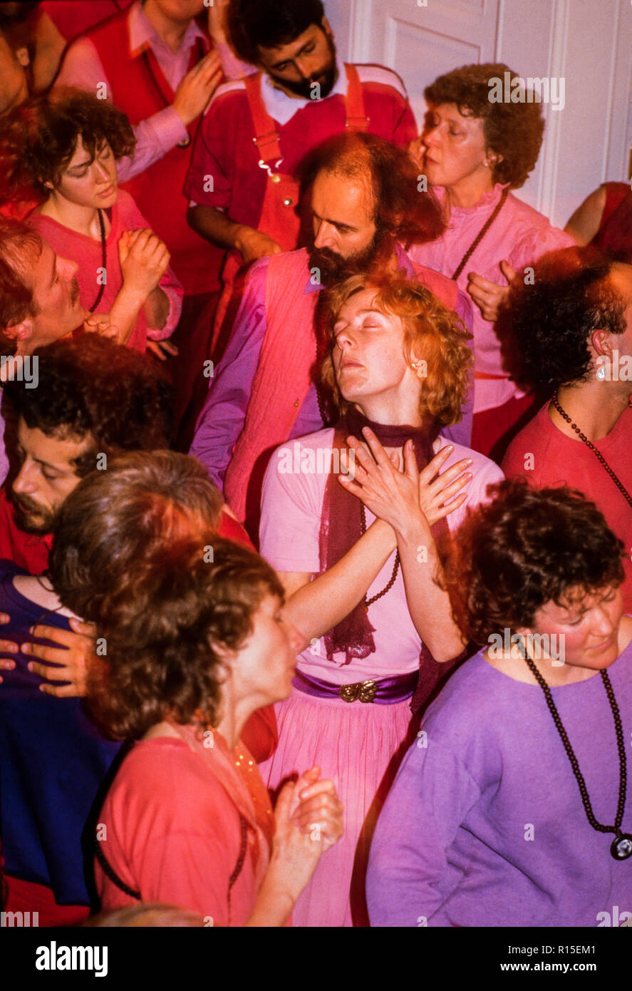 Darshan Anhänger der Bhagwan Shree Rajneesh religiösen Kult Medina Rajneesh Neo Sannyas Kommune 1984 England England Stockfoto