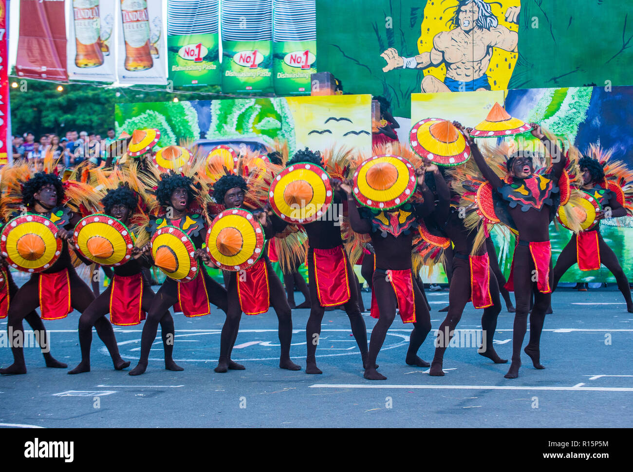 Teilnehmer der Aliwan-Fiesta auf den Philippinen in Manila Stockfoto