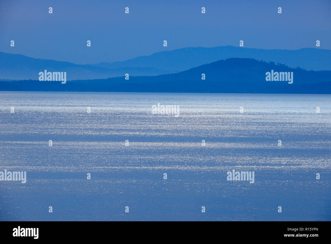 Morgen Himmel über Haro Strait und Cordova Bay, Victoria (Cordova Bay), BC, Kanada Stockfoto