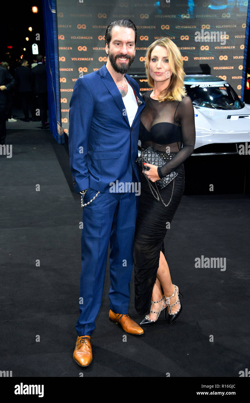 Alec Völkel Der BossHoss und seine Frau Johanna Michels die Teilnahme an der 20. GQ Männer des Jahres" in der Komischen Oper am 8. November 2018 in Berlin, Deutschland. Stockfoto