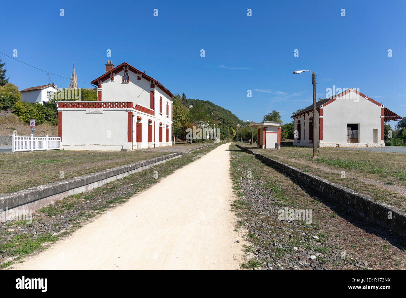 Fumel Bahnhof, jetzt Teil der Partie Radweg Stockfoto