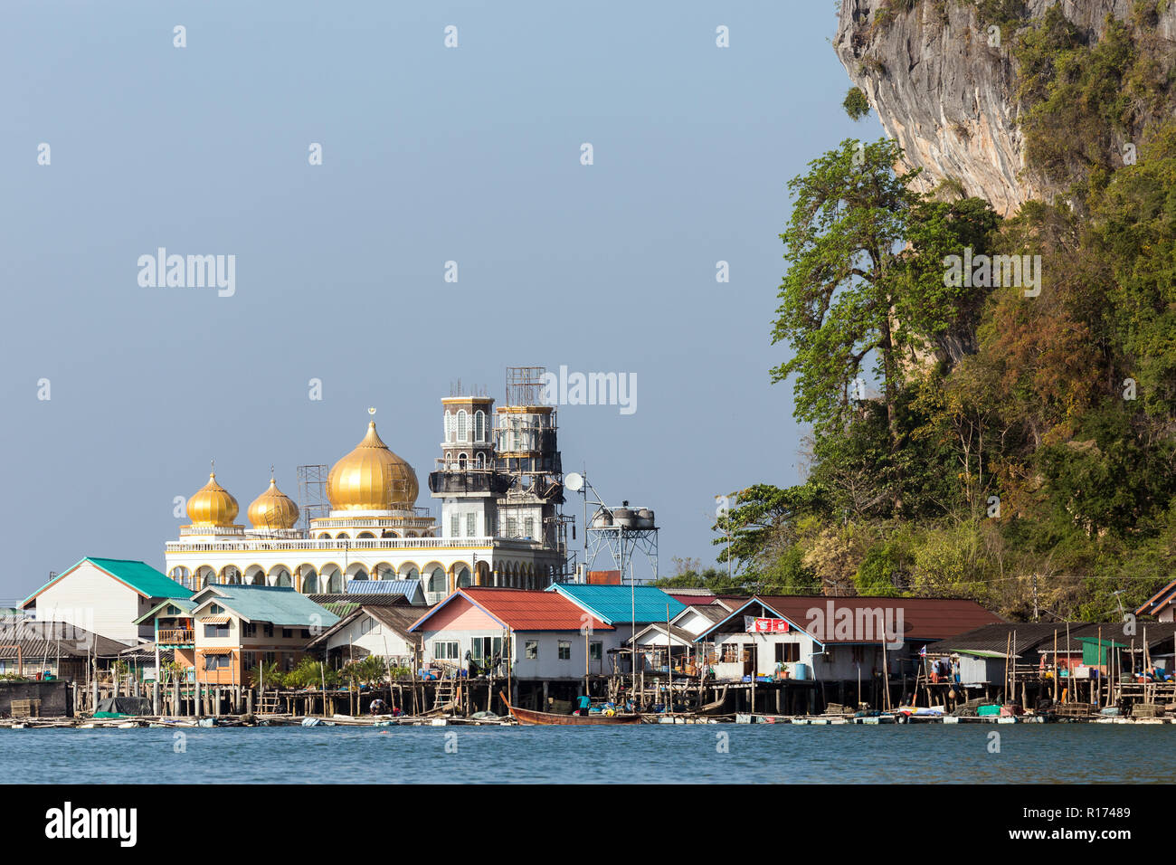 Die Koh Panyi muslimischen Fischerdorf in der Bucht von Pang Nga, Thailand Stockfoto
