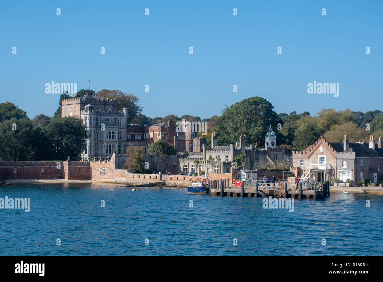 Poole Dorset Großbritannien - 20. Oktober 2018: Brownsea Island Schloss von John Lewis Partnership verwendet Stockfoto