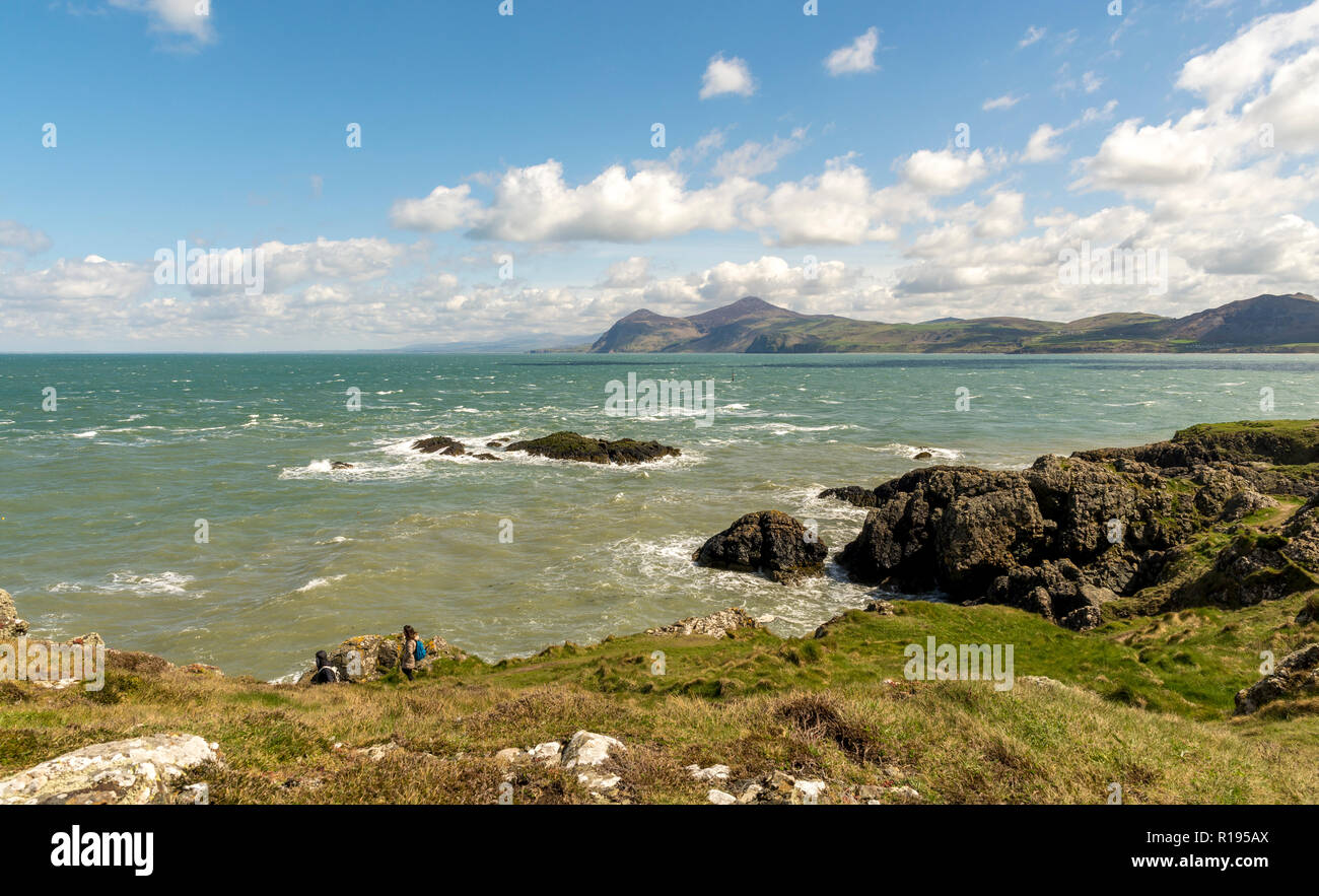 Blick von oben Morfa Nefyn, Gwynedd, Wales auf der Suche über den Atlantik in Richtung Yr Eifl. Stockfoto