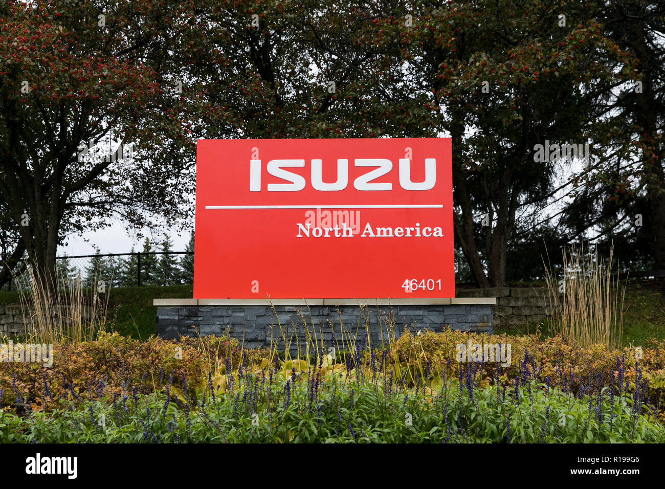 Ein logo Zeichen außerhalb einer Anlage von Isuzu Nordamerika in Plymouth, Michigan besetzt, am 27. Oktober 2018. Stockfoto
