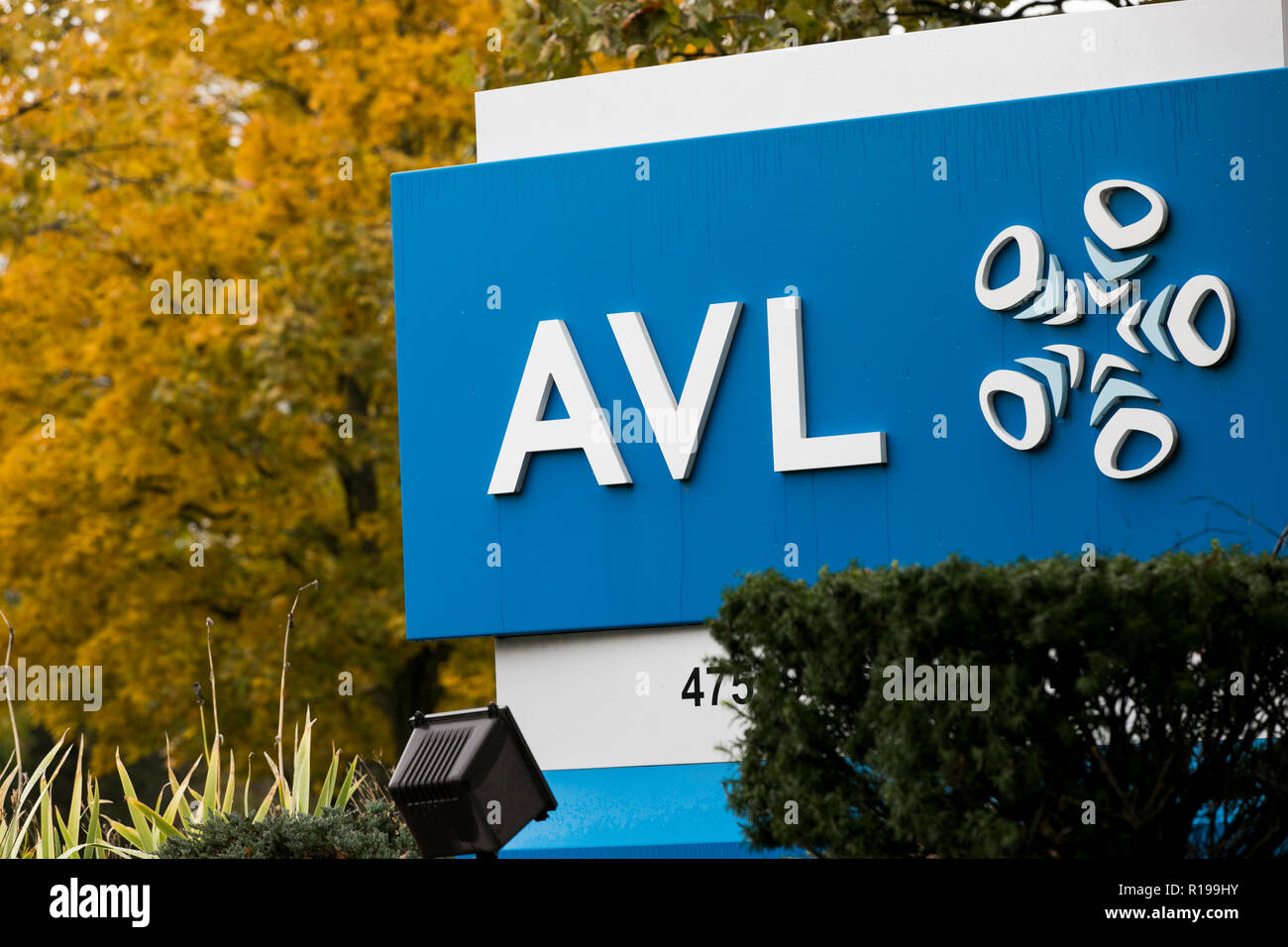 Ein logo Zeichen außerhalb einer Anlage von AVL (Anstalt für Verbrennungskraftmaschinen Liste) in Plymouth, Michigan, am 27. Oktober 2018 belegt. Stockfoto