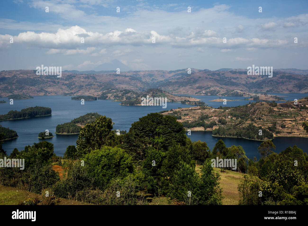 Landschaft des Lake Bunyonyi, Uganda, Afrika Stockfoto
