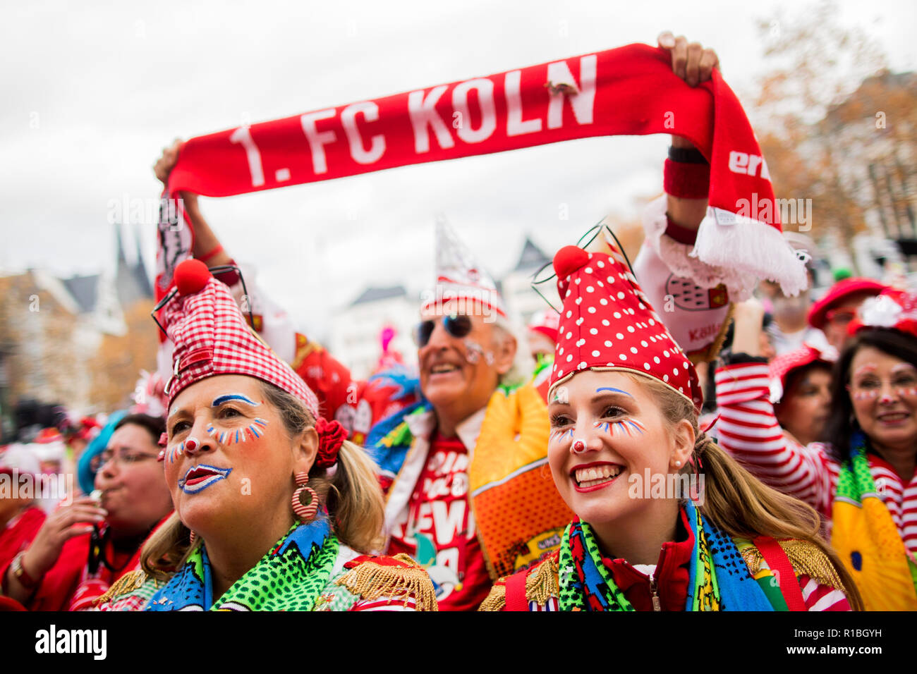 Koln Deutschland 11 Nov 2018 Jecken Feiern Den Beginn Des
