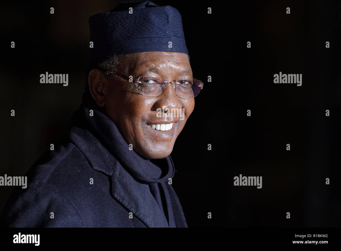 Paris, Frankreich. November 2018. Ankunft des Präsidenten von Tschad Idriss Deby Itno zum Abendessen in Anwesenheit der Staats-, Regierungs- und internationalen Organisationschefs während der internationalen Gedenkfeier zum 100. Jahrestag des Waffenstillstands von 1918 im Musée d'Orsay in Paris am 10. November 2018 in Paris, Frankreich. Quelle: Bernard Menigault/Alamy Live News Stockfoto