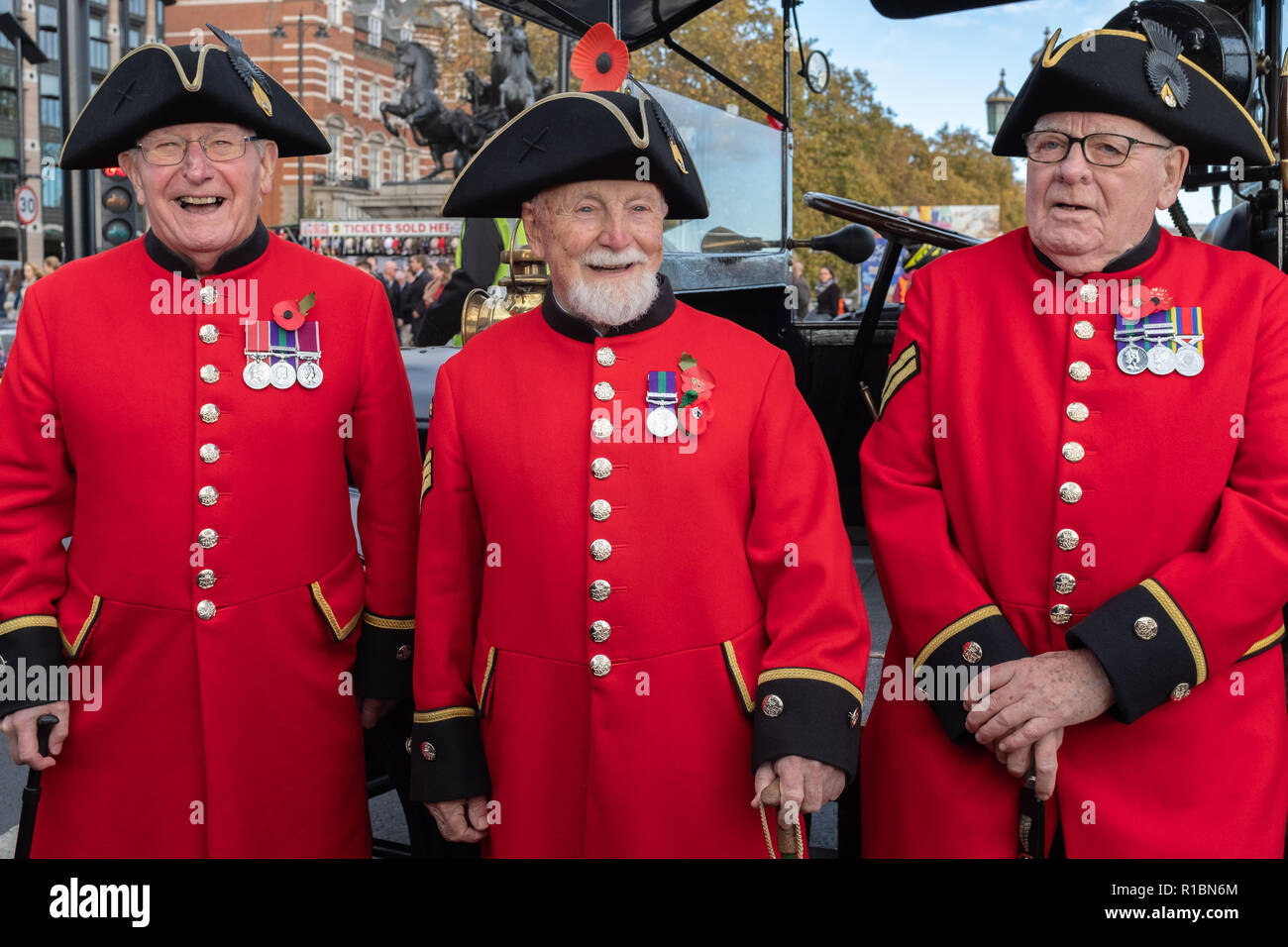 London, Großbritannien, 11. November 2018: Chelsea Rentner an den Nationalen Dienst der Erinnerung an das Ehrenmal London auf das Gedenken Sonntag. Credit: Auf Sicht Fotografische/Alamy leben Nachrichten Stockfoto