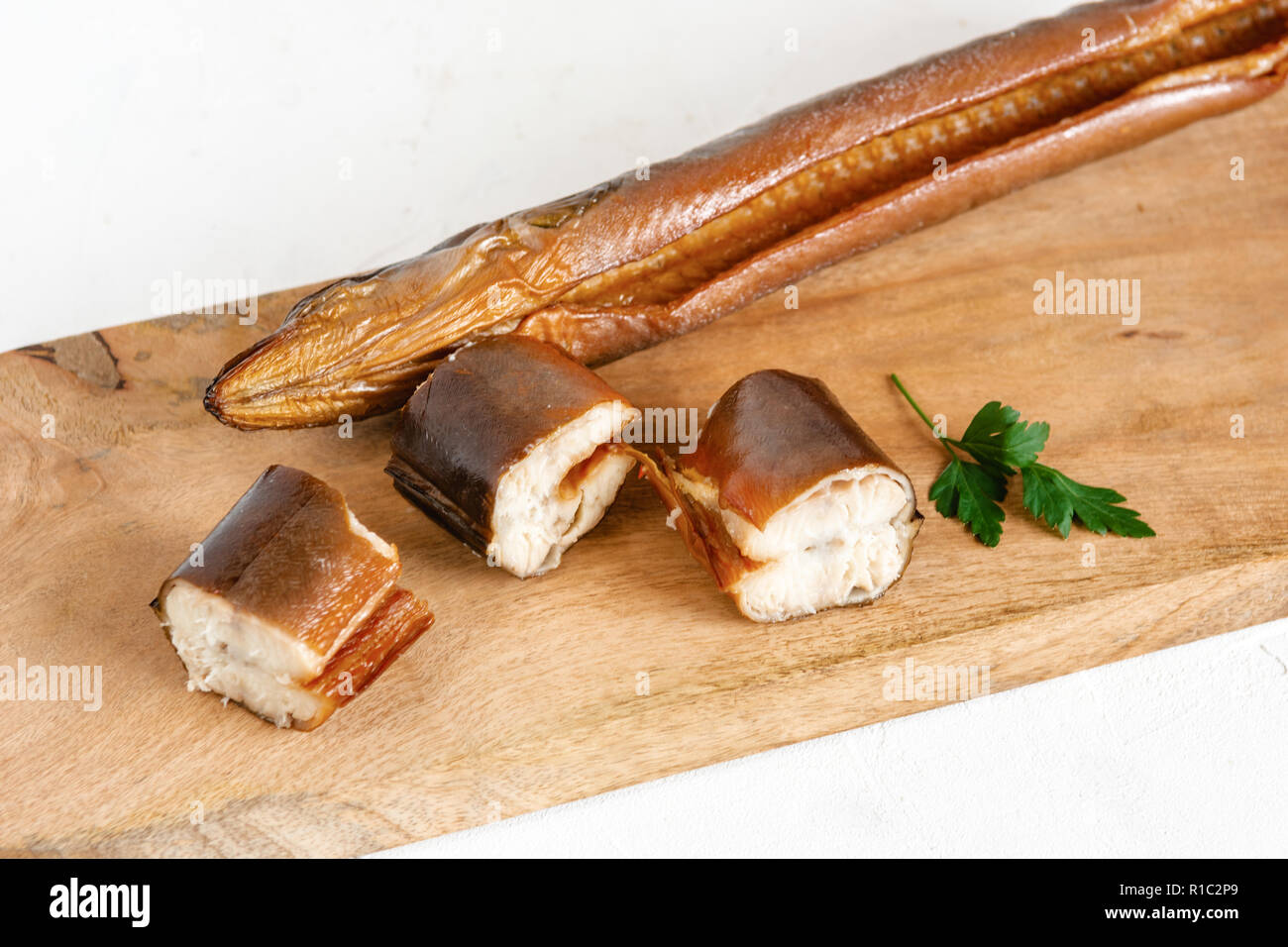 Geräucherter Aal bereit zu essen. Leckeren frisch zubereiteten ...