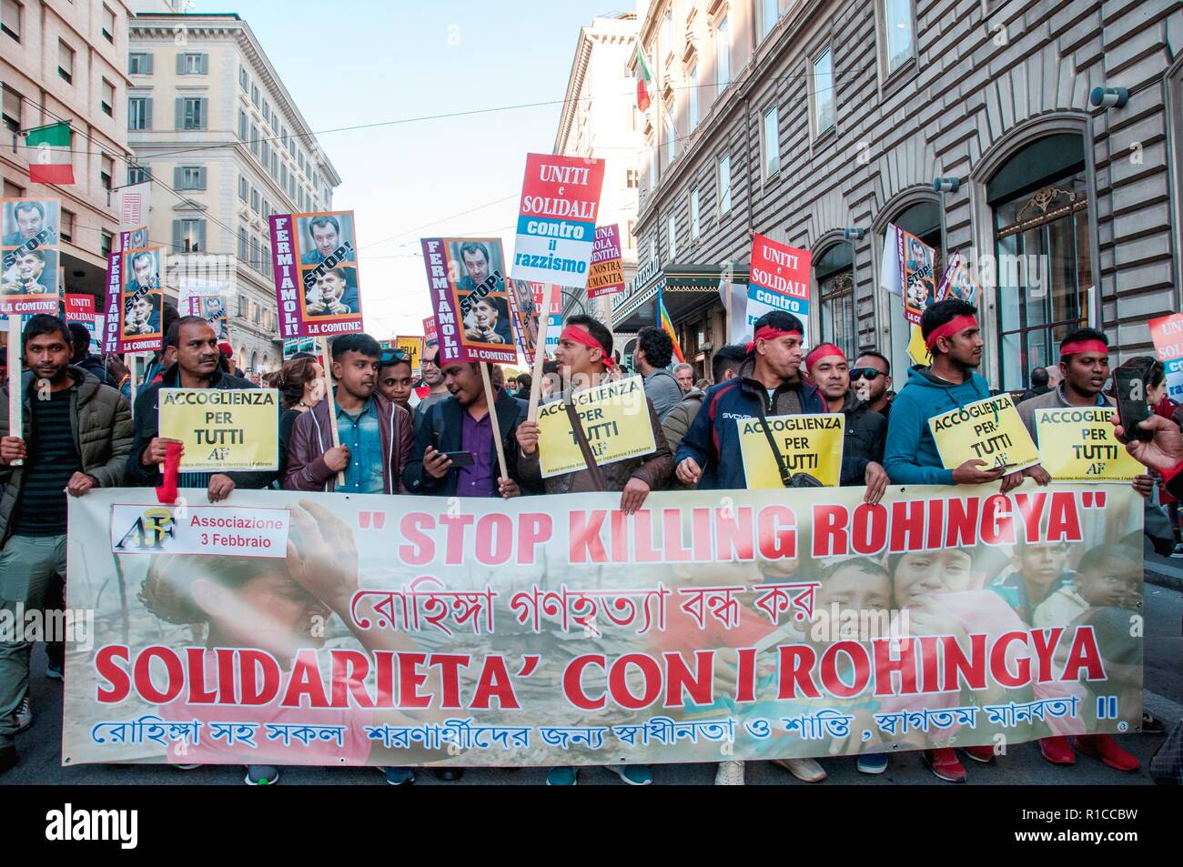 Rom, Italien. 10 Nov, 2018. Nationalen Demonstration in Rom von der # unteilbaren Netzwerk gegen die Regierung organisiert, gegen die Regierung, grassierende Rassismus und die 'Security Dekret' - eine Verschärfung der Einwanderungspolitik - von der Liga Leiter und stellvertretenden Ministerpräsidenten Matteo salvini dargestellt und durch den Senat Anfang dieser Woche genehmigt. Credit: Patrizia Cortellessa/Pacific Press/Alamy leben Nachrichten Stockfoto Rom, Italien. 10 Nov, 2018. Nationalen Demonstration in Rom von der # unteilbaren Netzwerk gegen die Regierung organisiert, gegen die Regierung, grassierende Rassismus und die 'Security Dekret' - eine Verschärfung der Einwanderungspolitik - von der Liga Leiter und stellvertretenden Ministerpräsidenten Matteo salvini dargestellt und durch den Senat Anfang dieser Woche genehmigt. Credit: Patrizia Cortellessa/Pacific Press/Alamy leben Nachrichten Stockfoto