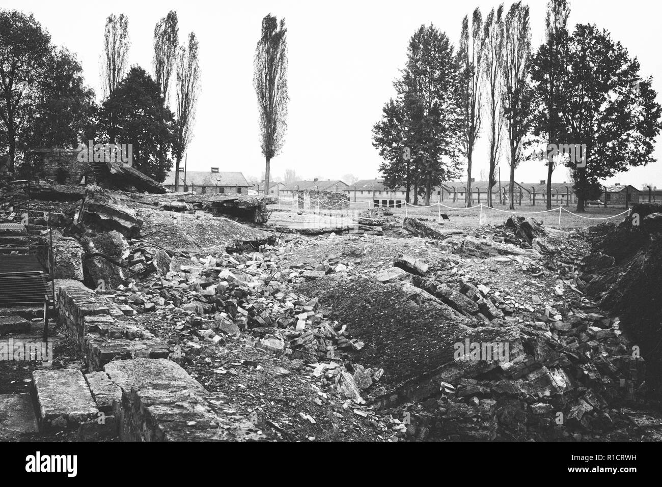Auschwitz II Birkenau, Nazi Konzentrations- und Vernichtungslager. Bleibt der Gaskammer und krematorium Backofen in Auschwitz II Birkenau. Auschwitz, G Stockfoto