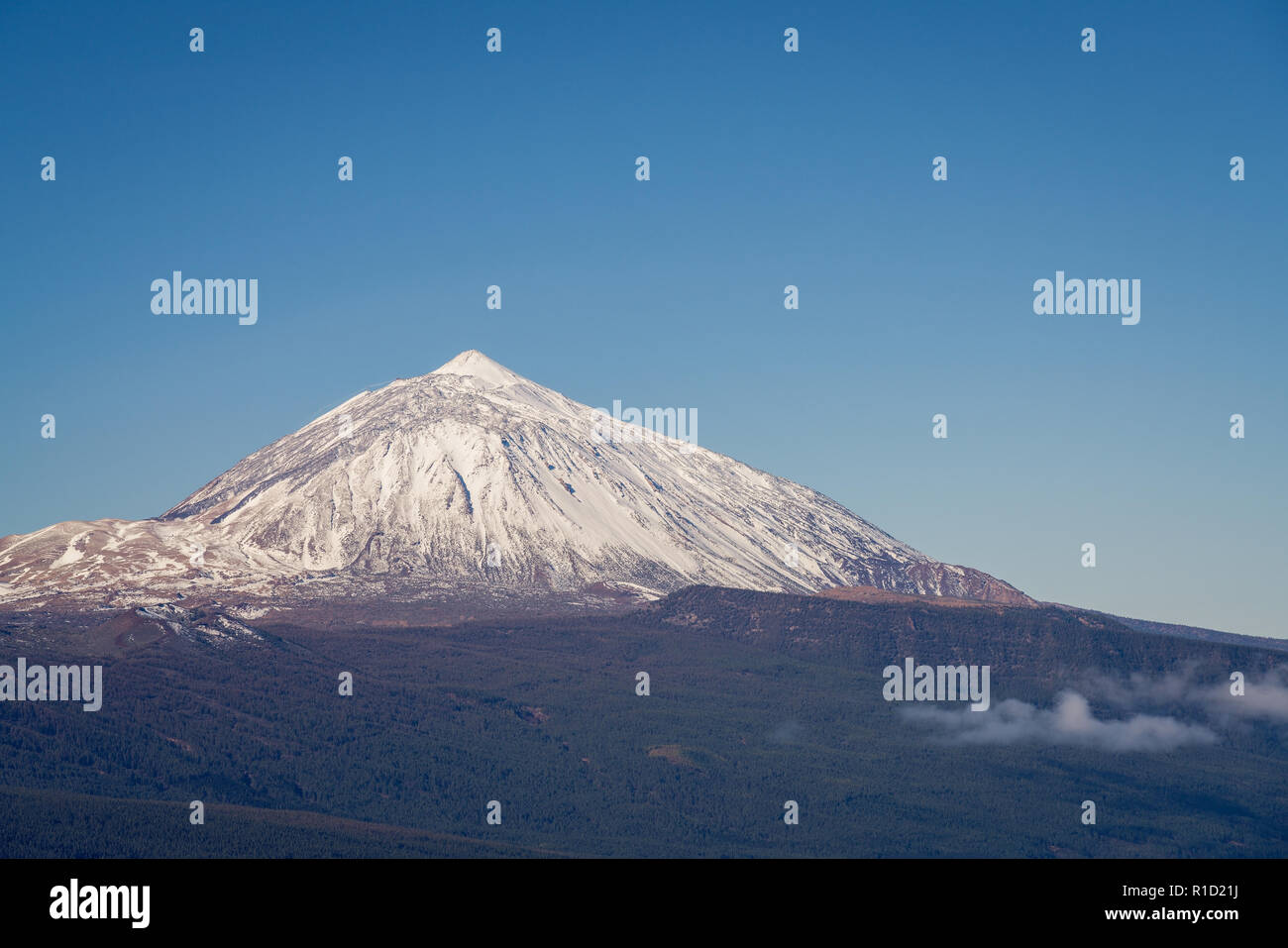 Teide, Teneriffa. Erstaunliche Berg in der Mitte der Insel. Beste touristische Attraktion der Kanarischen Inseln. Stockfoto