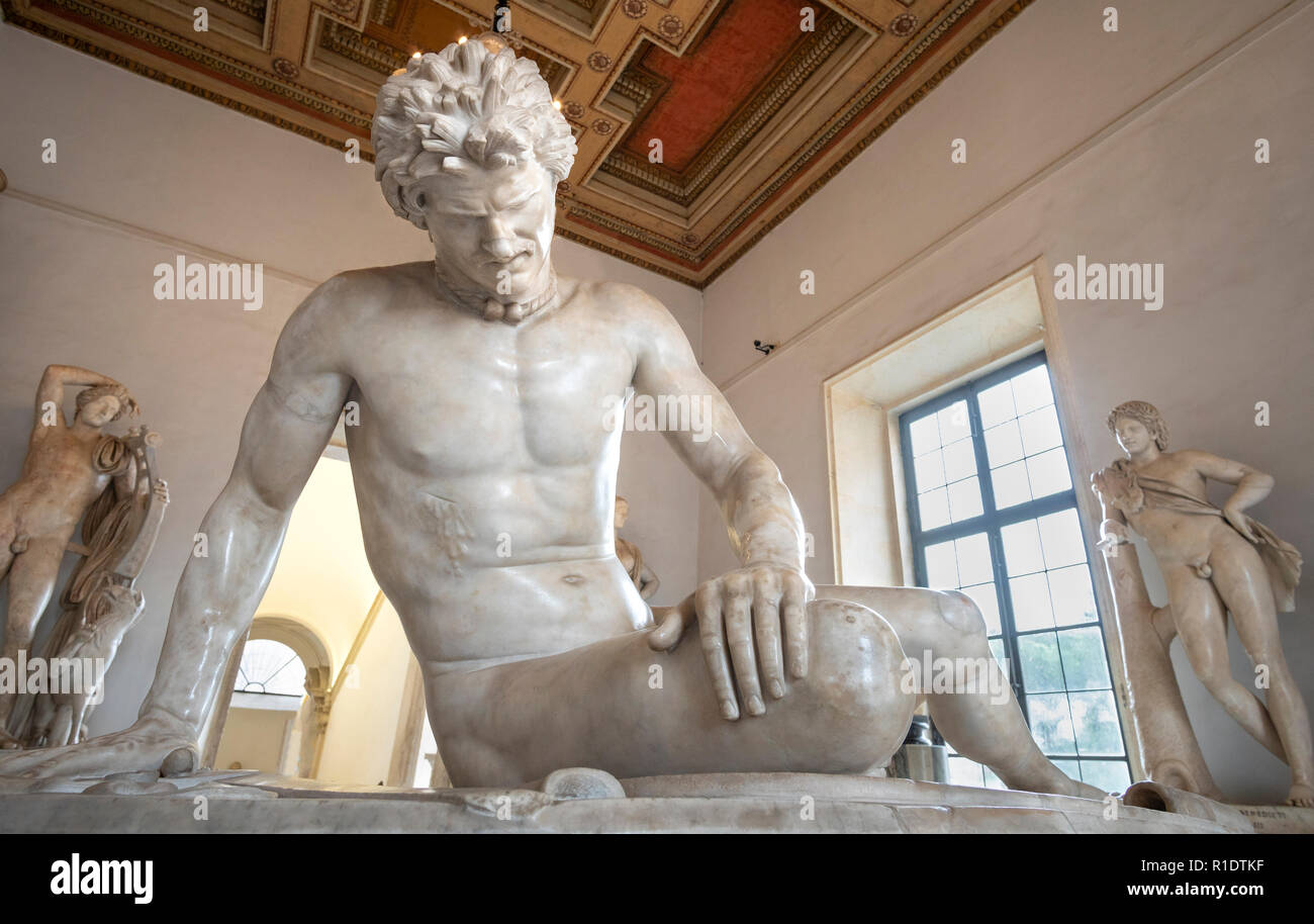 Der Sterbende Gallier, auch als Der sterbende Galatischen oder der Sterbende Gladiator, im Palazzo Nuovo, Teil der Kapitolinischen Museen, Rom, Italien bekannt. Stockfoto