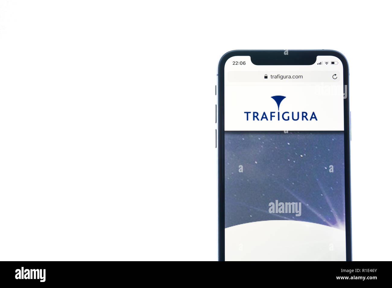 SOLOTHURN, Schweiz - 11 November, 2018: trafigura Logo auf einem modernen Smartphone angezeigt Stockfoto