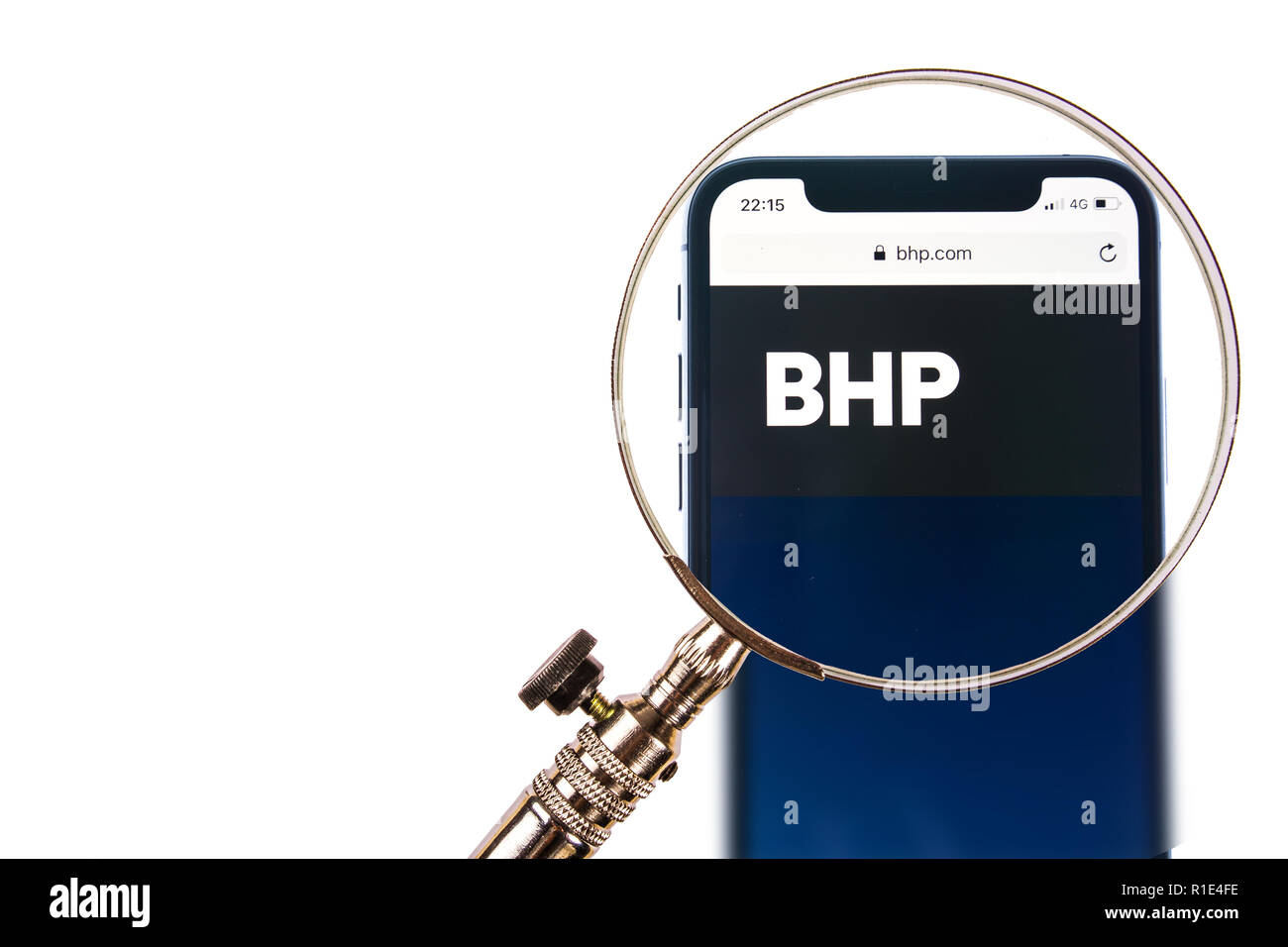SOLOTHURN, Schweiz - 11 November, 2018: BHP-Logo auf einem modernen Smartphone angezeigt Stockfoto