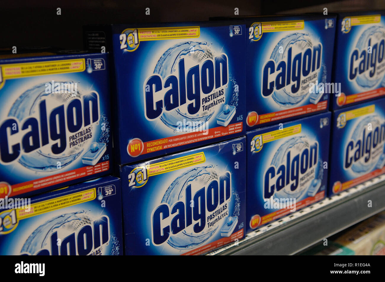 Calgon, Waschmittel, Wäscherei, Waschmaschine Stockfotografie - Alamy