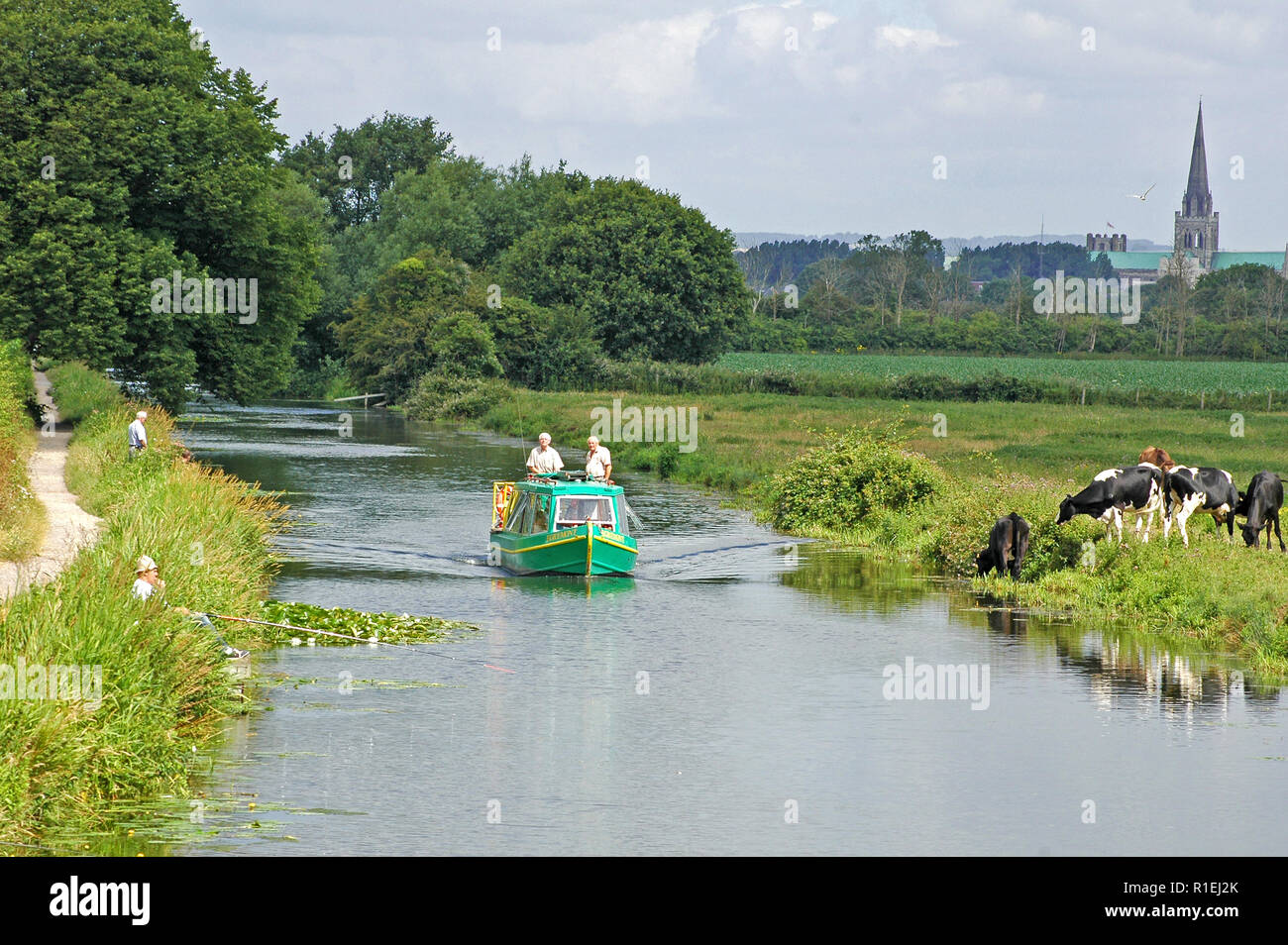 "Egremont' Kanal Boot nähern Hunston Brücke, Chichester Ship Canal Stockfoto