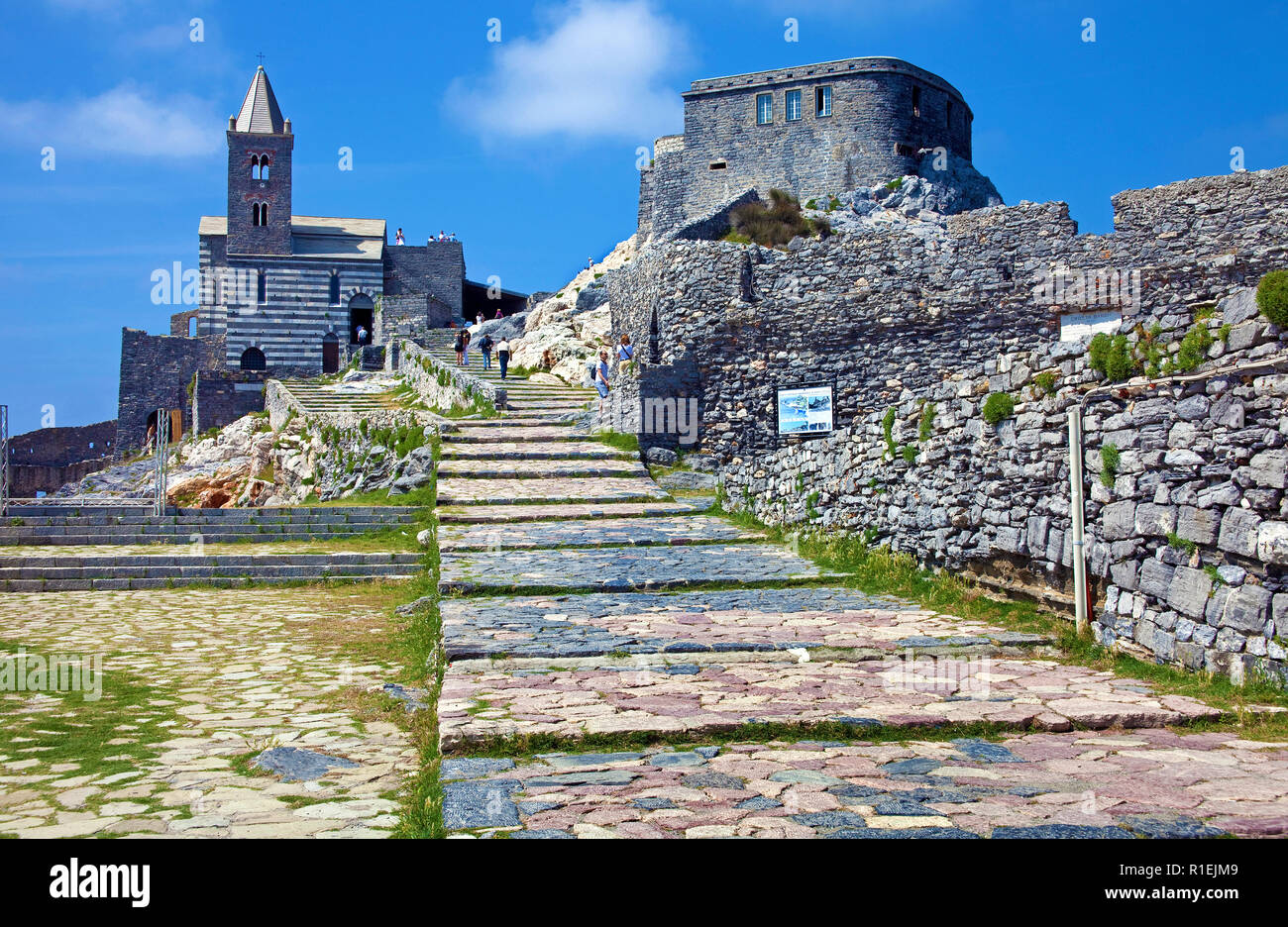 Kirche San Pietro, Portovenere, Provinz La Spezia, Riviera di Levante, Ligurien, Italien Stockfoto